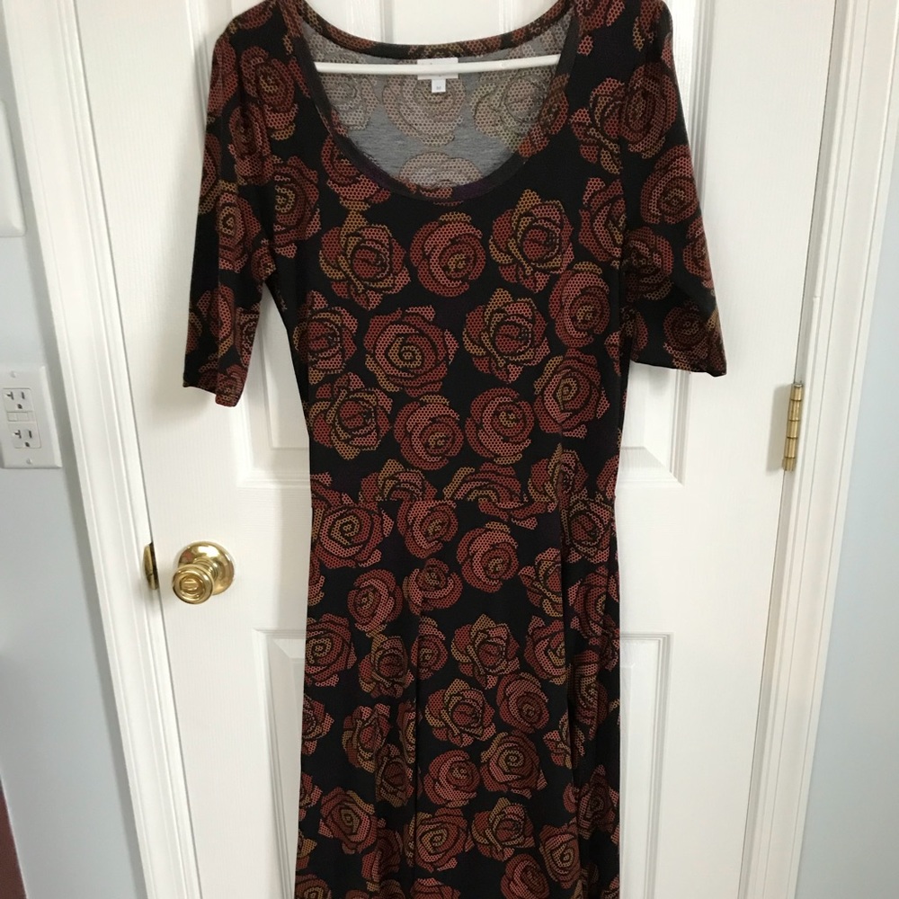 LULAROE ANNA ROSES
